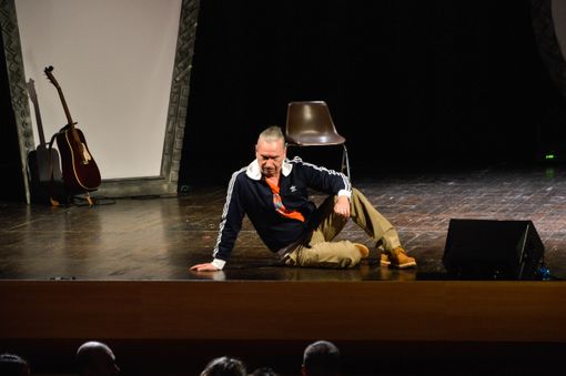 Alcuni momenti dello spettacolo di Mauro Repetto (foto di Cinzia Consolati) Alcuni momenti dello spettacolo di Mauro Repetto (foto di Cinzia Consolati)