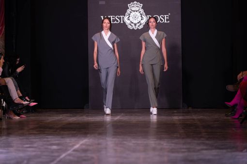 Milano Fashion Week, gli abiti da lavoro sfilano in passerella grazie a due imprenditrici di Orbassano Milano Fashion Week, gli abiti da lavoro sfilano in passerella grazie a due imprenditrici di Orbassano