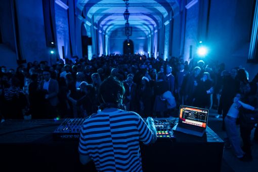Una Notte a Stupinigi con un connubio unico: concerto a lume di candela e musica elettronica con Idontsleep Una Notte a Stupinigi con un connubio unico: concerto a lume di candela e musica elettronica con Idontsleep