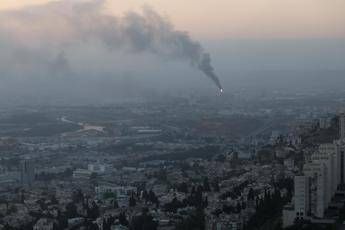 Iran annuncia "attacco più violento", nuova ondata di missili contro Israele Iran annuncia "attacco più violento", nuova ondata di missili contro Israele