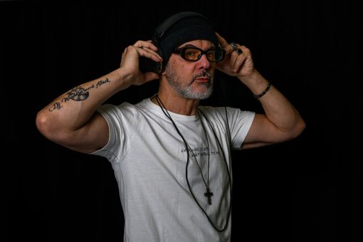 Il dj Faber Moreira sfida il Guinness World Record:  240 ore alla consolle per la maratona dj più lunga al mondo Il dj Faber Moreira sfida il Guinness World Record:  240 ore alla consolle per la maratona dj più lunga al mondo