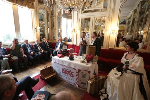 Matteo Baronetto è ambasciatore della salsiccia di Bra: presentata al "Del Cambio” la manifestazione Bra’s (Video) Matteo Baronetto è ambasciatore della salsiccia di Bra: presentata al "Del Cambio” la manifestazione Bra’s (Video)