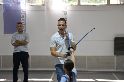 Paolo Gay durante il suo viaggio per promuovere la scherma in terra argentina Paolo Gay durante il suo viaggio per promuovere la scherma in terra argentina