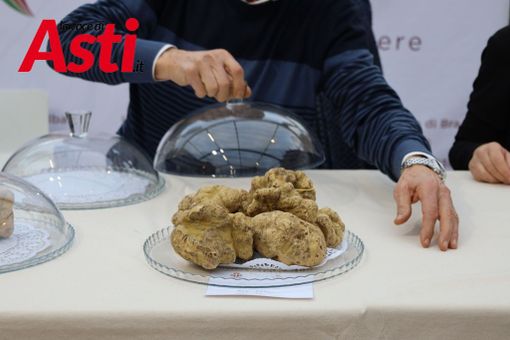 Vieni ad Asti a vivere l’atmosfera del Natale con “I Gioielli del Territorio”e “Il Magico Paese di Natale”