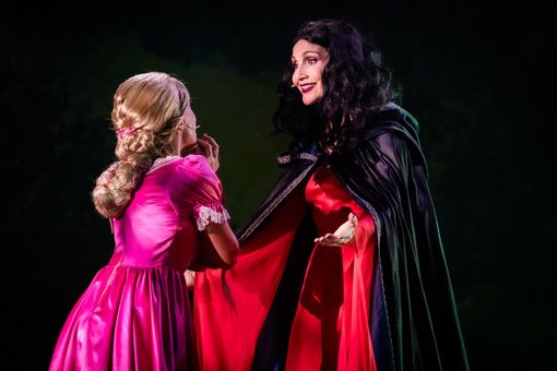 Lorella Cuccarini protagonista di "Rapunzel" al teatro Alfieri