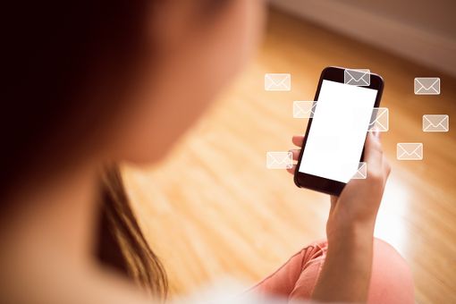 Messaggi allarmistici stanno viaggiando sui cellulari, ma sono falsi