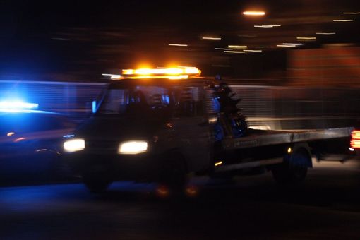 Imbocca contromano la tangenziale Torino-Pinerolo: tre feriti Imbocca contromano la tangenziale Torino-Pinerolo: tre feriti