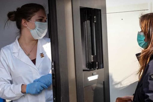 Esame di Maturità, consegnate le mascherine a studenti e docenti Esame di Maturità, consegnate le mascherine a studenti e docenti