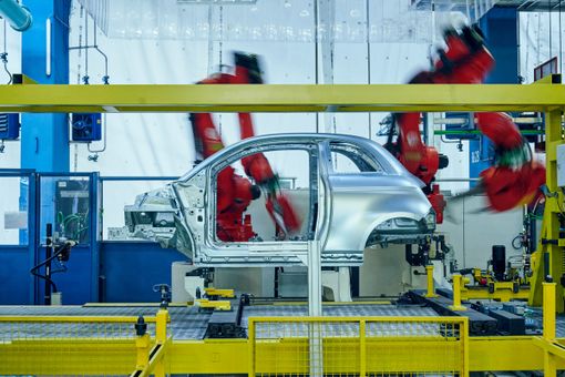 Catena di montaggio auto Mirafiori Catena di montaggio auto Mirafiori