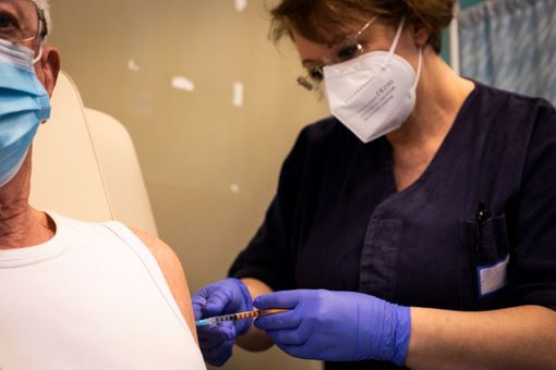 Coronavirus, da aprile nuove sedi vaccinali a Pinerolo e a Grugliasco Coronavirus, da aprile nuove sedi vaccinali a Pinerolo e a Grugliasco