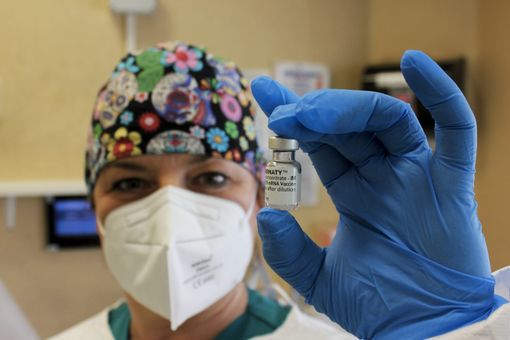 Il vaccino Pfizer Il vaccino Pfizer