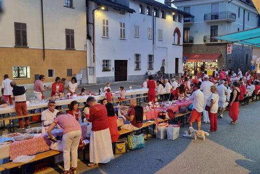 Un momento della festa di compleanno della Fidas di Vigone Un momento della festa di compleanno della Fidas di Vigone