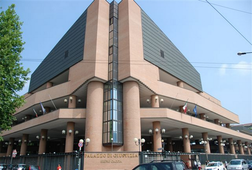 'Ndranghetà, il pm accusa l'imprenditore torinese Burlò: "Ha minacciato un indagato" 'Ndranghetà, il pm accusa l'imprenditore torinese Burlò: "Ha minacciato un indagato"