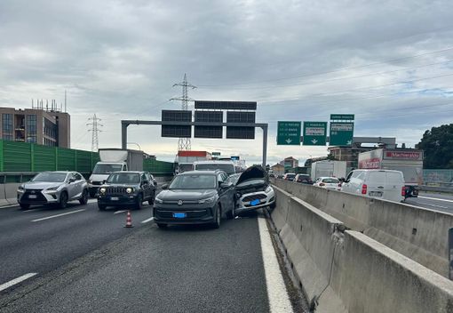 Incidente all'altezza di corso Francia: traffico paralizzato sulla tangenziale