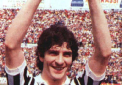La Torino del calcio piange Paolo Rossi, eroe in bianconero e al Mundial del 1982