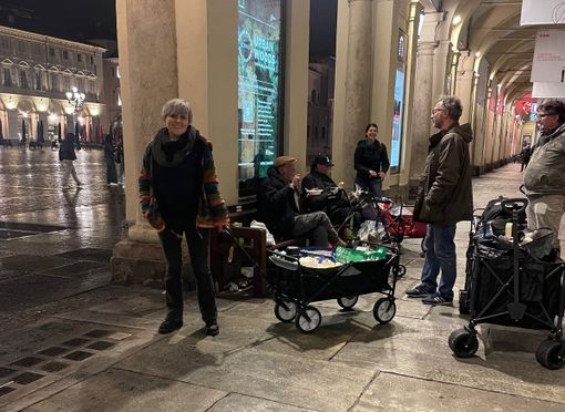 ‘Quelli del Carretto’ sotto i portici di Torino ‘Quelli del Carretto’ sotto i portici di Torino