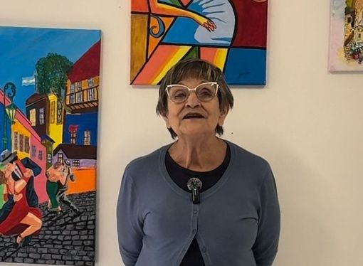 L’artista 84enne Alicia Beatriz Martinez presenta la sua prima esposizione personale a Perosa Argentina L’artista 84enne Alicia Beatriz Martinez presenta la sua prima esposizione personale a Perosa Argentina