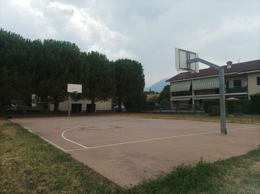 Bricherasio, una fontana per il campo da basket: maggioranza e minoranza fanno squadra Bricherasio, una fontana per il campo da basket: maggioranza e minoranza fanno squadra