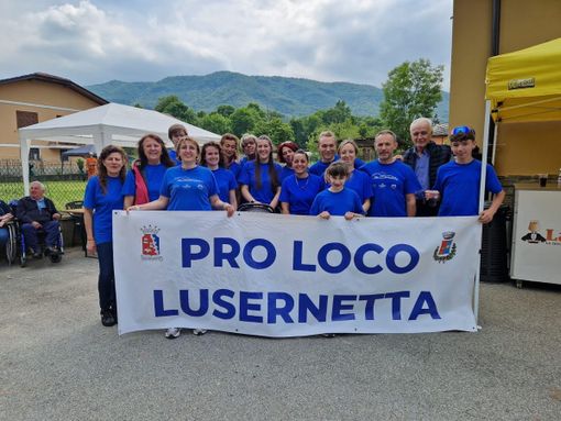 Libri, passeggiate ed eventi in onore del gruppo Alpini alla Festa di San Bernardino a Lusernetta