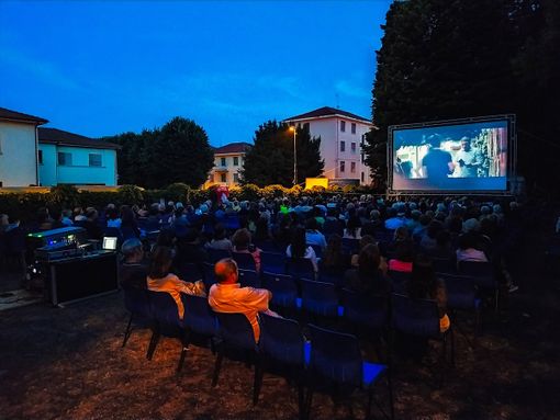 Il cinema torna in piazza da stasera con 20 appuntamenti