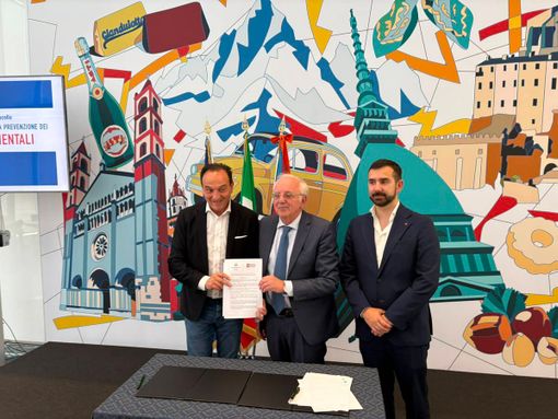 Reati ambientali, firmato il protocollo con la Prefettura Reati ambientali, firmato il protocollo con la Prefettura