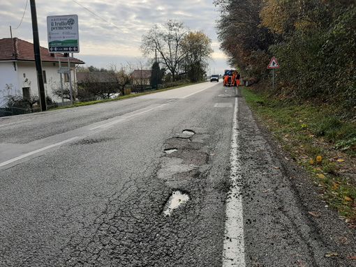 I lavori in corso da parte degli operatori della Città metropolitana