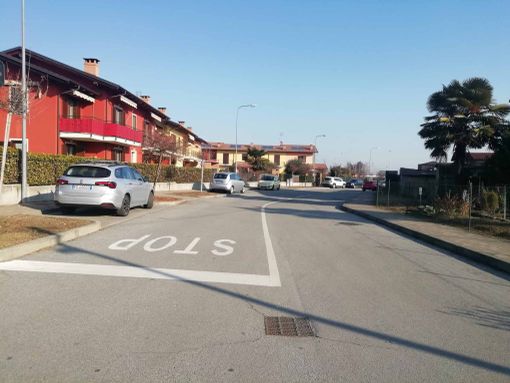 Via Pertini a Bricherasio Via Pertini a Bricherasio