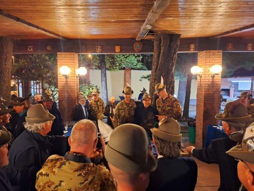 La consegna della coppa Vibram La consegna della coppa Vibram