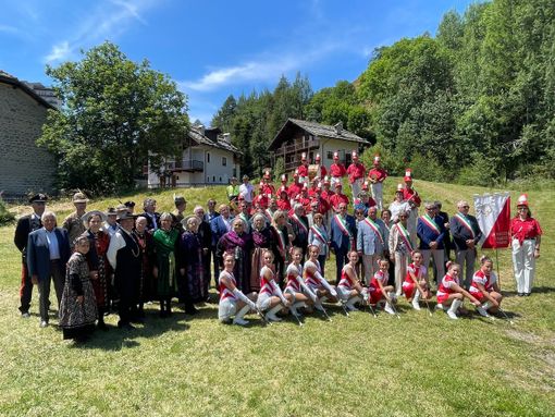 La Vigoneisa all’intitolazione della piazza a Piersanti Mattarella La Vigoneisa all’intitolazione della piazza a Piersanti Mattarella