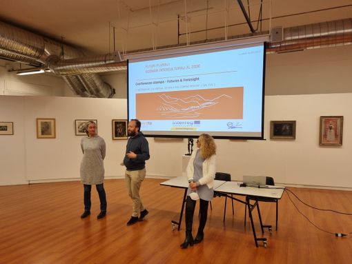 Da sinistra Susanna Gardiol (presidente Gal), Remy Baltieri (referente comunicazione) e Maurizia Allisio (vicesindaco di Torre Pellice) Da sinistra Susanna Gardiol (presidente Gal), Remy Baltieri (referente comunicazione) e Maurizia Allisio (vicesindaco di Torre Pellice)