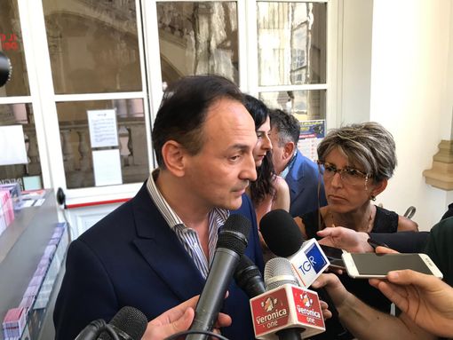 Coronavirus, Cirio: &quot;Pronti a chiudere il Piemonte&quot;. Ipotesi stop ai negozi, ditte e mezzi trasporto