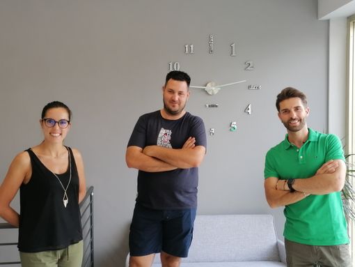 Lo staff della Keviaggi di Barge: Anna Bottero, Luca Pautassi e Mario De Grandis Lo staff della Keviaggi di Barge: Anna Bottero, Luca Pautassi e Mario De Grandis