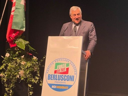 Il vicepremier Tajani in Piemonte per dare sostegno a Cirio, Graglia e Tragaioli: "Importante avere continuità politica tra Regione ed Europa" Il vicepremier Tajani in Piemonte per dare sostegno a Cirio, Graglia e Tragaioli: "Importante avere continuità politica tra Regione ed Europa"