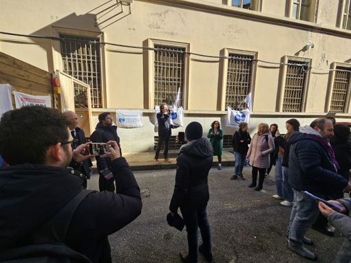 Il presidio di protesta guidato da Marco Cappato Il presidio di protesta guidato da Marco Cappato