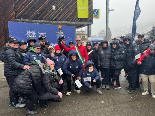 Pragelato celebra l’arrivo della Torcia della Speranza per i Giochi Special Olympics Torino 2025