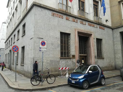 Inps Piemonte, la tempesta Covid ha fatto esplodere la cassa integrazione: da 33 a 255 milioni di ore (e non è ancora finita) Inps Piemonte, la tempesta Covid ha fatto esplodere la cassa integrazione: da 33 a 255 milioni di ore (e non è ancora finita)