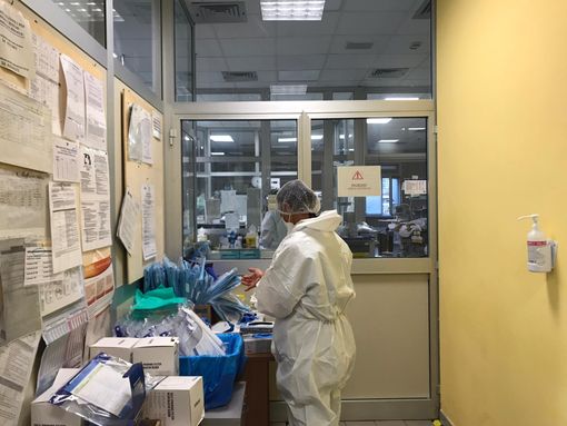 reparto di terapia intensiva reparto di terapia intensiva