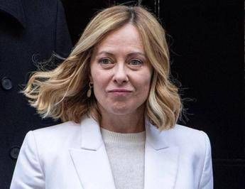 Migranti, Meloni: "Governo continuerà a combattere illegalità" Migranti, Meloni: "Governo continuerà a combattere illegalità"