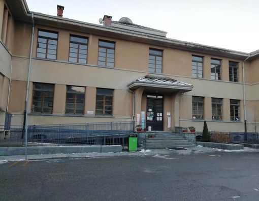 In partenza il cantiere in via Tegas: bambini e insegnanti dovranno cambiare ingresso