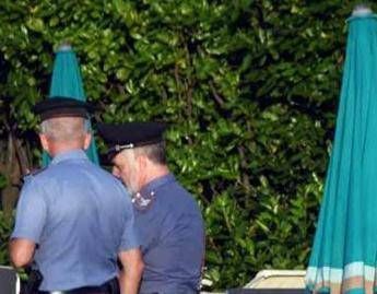 Ferrara, bambino muore dopo un tuffo in piscina Ferrara, bambino muore dopo un tuffo in piscina