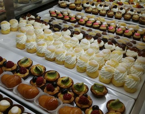 &quot;Coprifuoco&quot; sulla ristorazione, gli artigiani si ribellano: &quot;Il fatturato potrebbe crollare del 50%&quot;