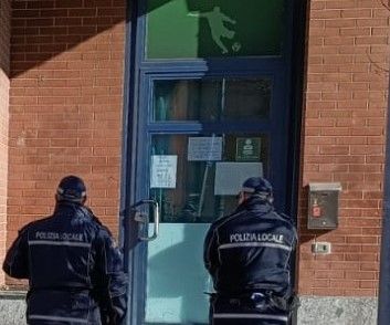 Aveva consentito l'ingresso ad un minorenne: multato il titolare di una sala scommesse a Nichelino Aveva consentito l'ingresso ad un minorenne: multato il titolare di una sala scommesse a Nichelino