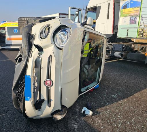 Incidente al sito interporto, traffico paralizzato sulla tangenziale sud