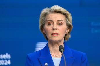 Ucraina, Von der Leyen: &quot;Russia una canaglia ai confini, aumentare spese per la difesa&quot;