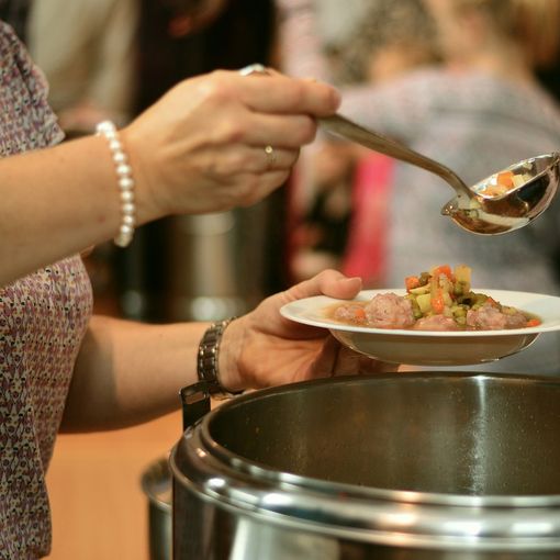 La Residenza Cesare Buzzi di Envie ricerca 1 operatore addetto alla cucina