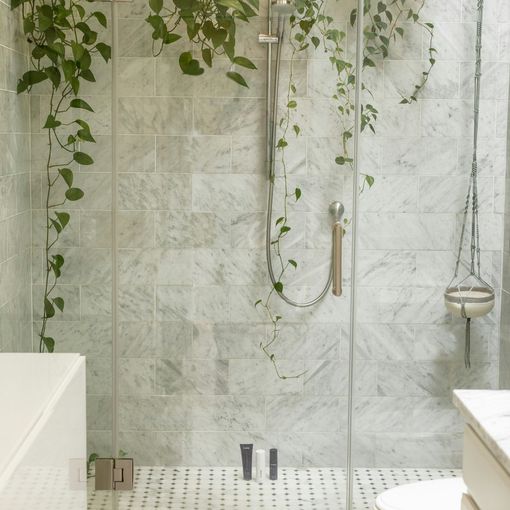 Bagno eco-friendly: come scegliere sanitari e arredi sostenibili