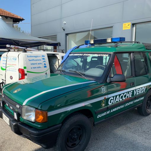 Un’azienda di Bricherasio dà una mano alle Giacche verdi, sanificando i loro mezzi gratis