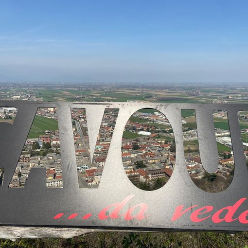 Cartello Cavour per foto su Rocca
