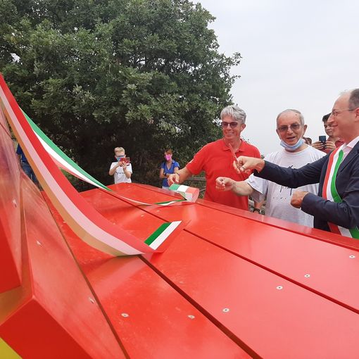 Inaugurazione panchina gigante Rocca di Cavour