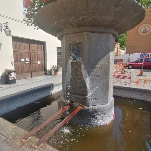 La fontana tornata a zampillare